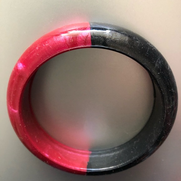 Mom’s Jewelry-Baby’s Teething Toy: Baby-Proof NonToxic Single Bracelet- 7 Colors - Picture 7 of 16